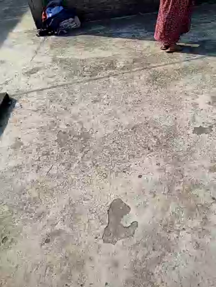 COUPLLE_VILLAGE