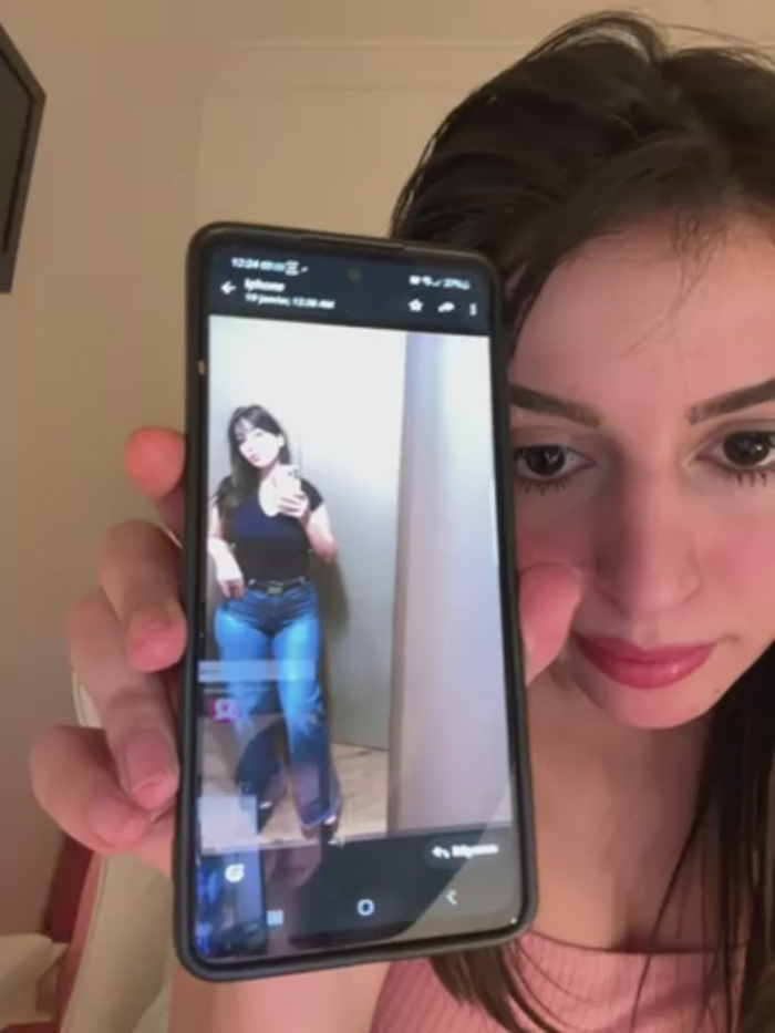 Hot_malak