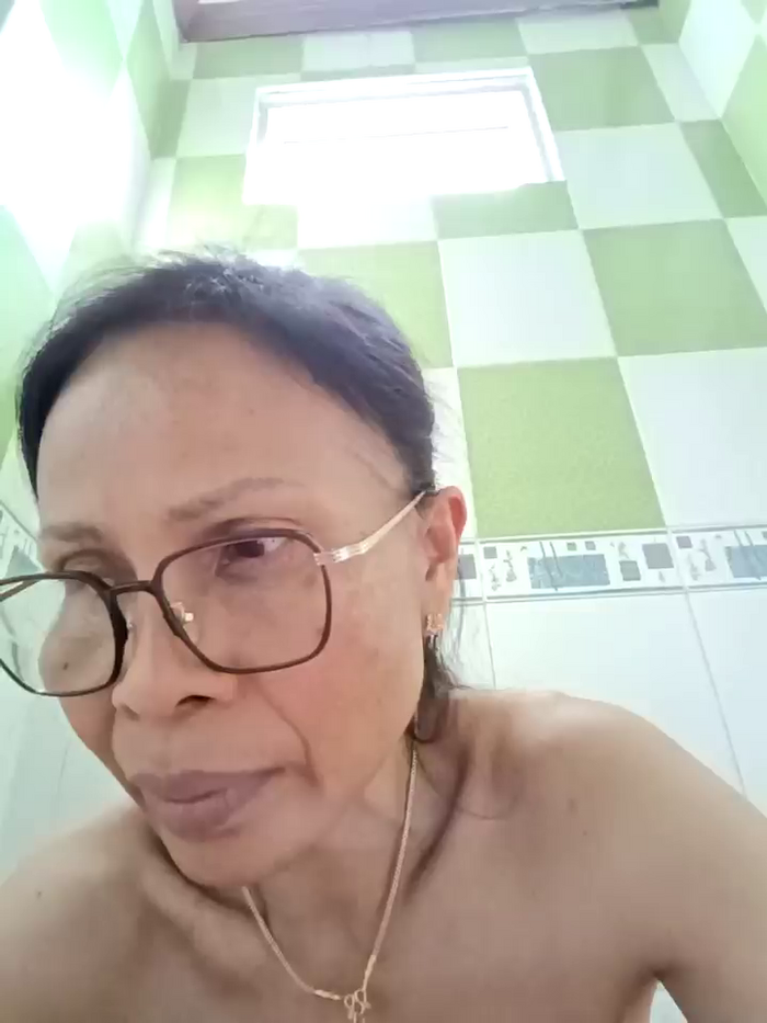 Mama_Eva
