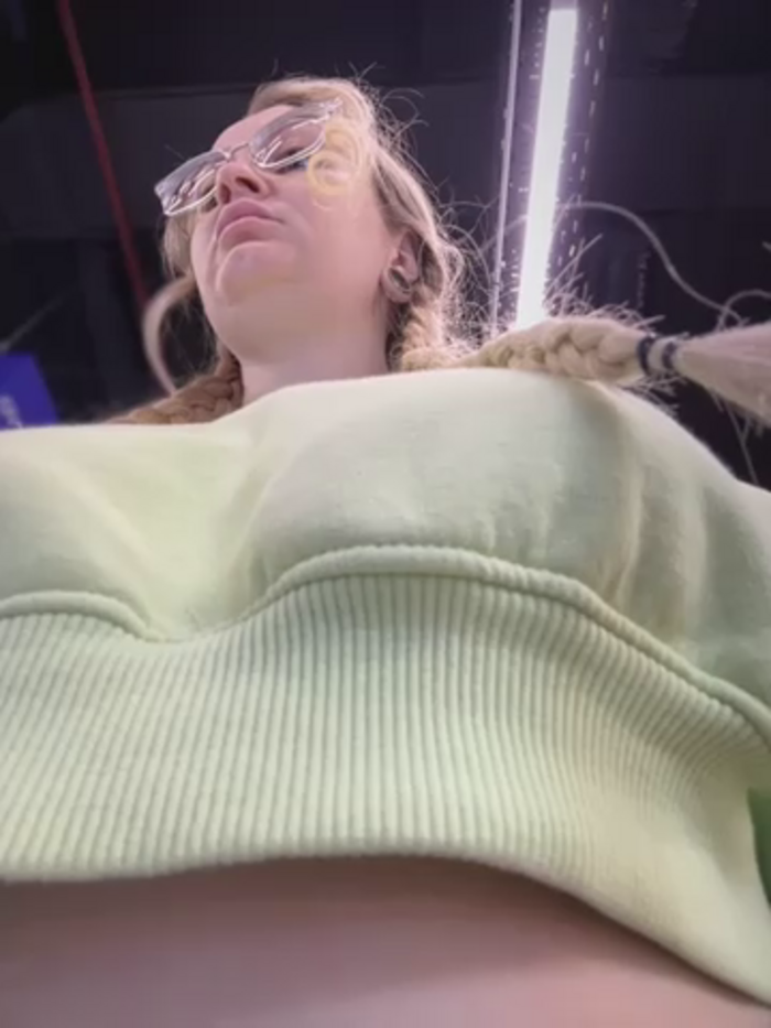 Teya_moon_