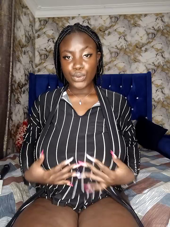 Tushy_baiby2000