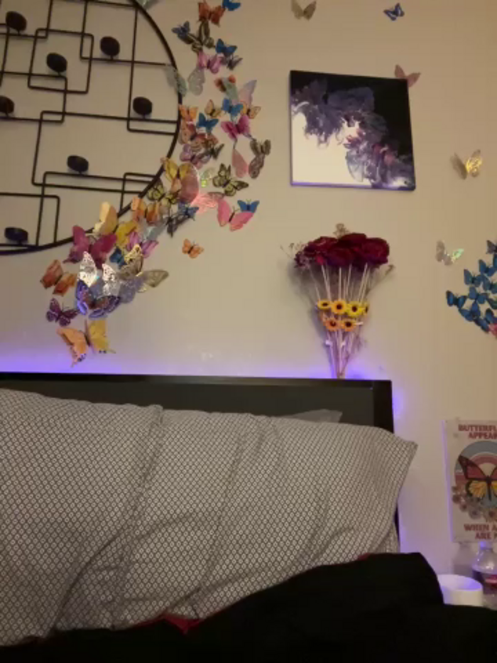 _Neeka_