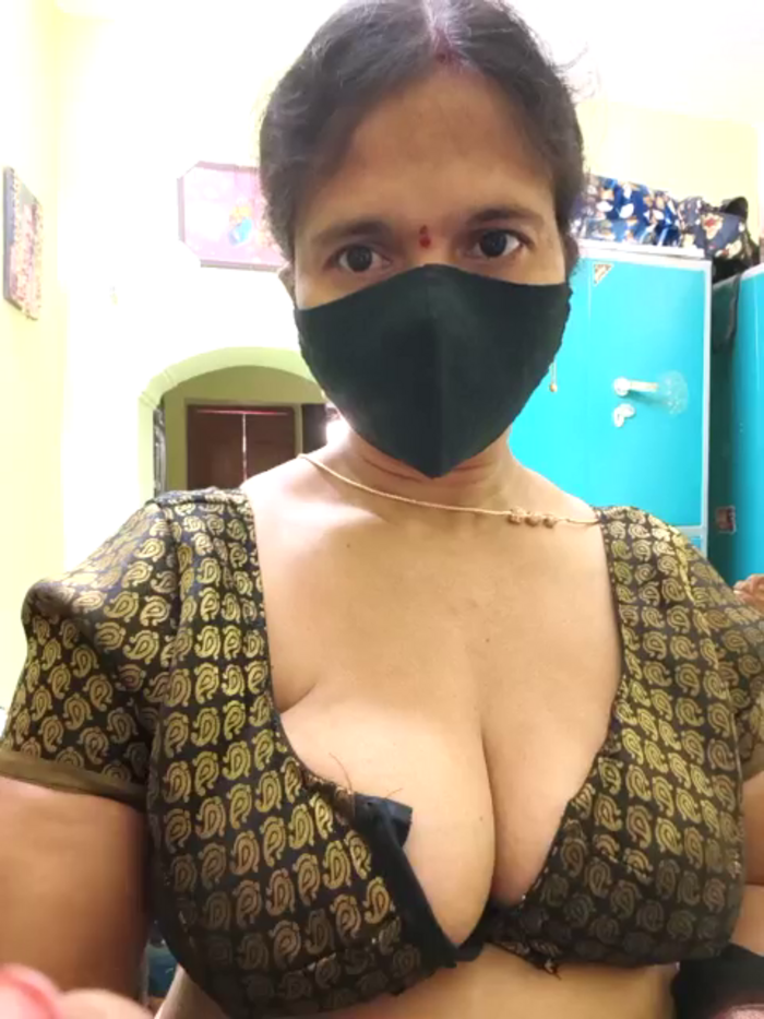 hotladyIndian1