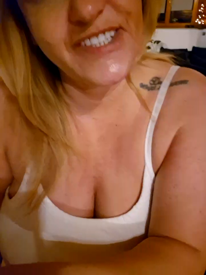 Isabellaa04