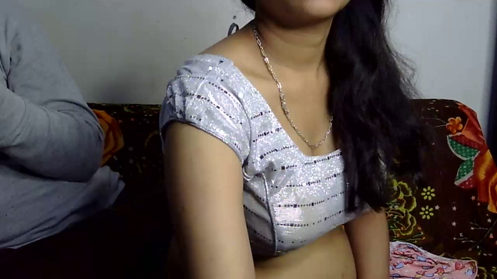 naughty_preeti