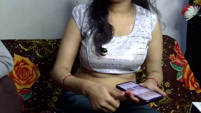 naughty_preeti