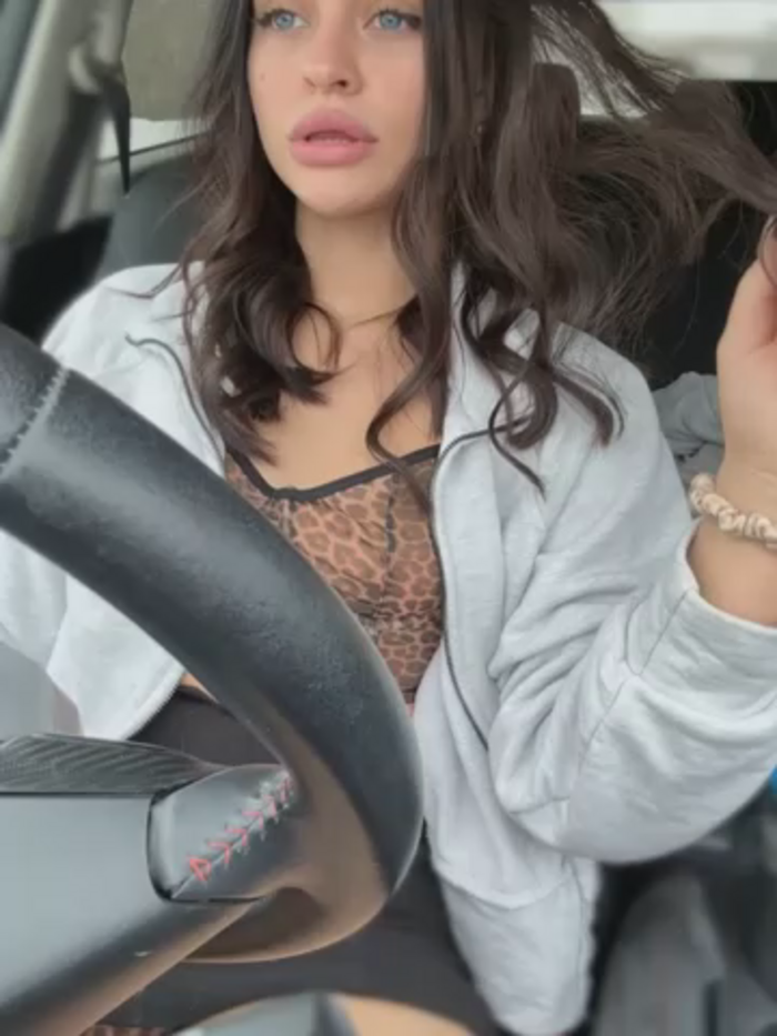AngelinaTeller