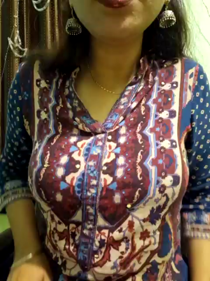 MIss-Naina