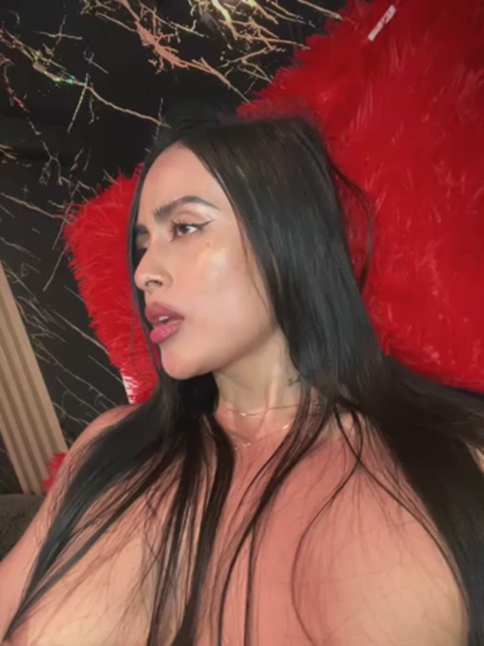Alexandra_duque