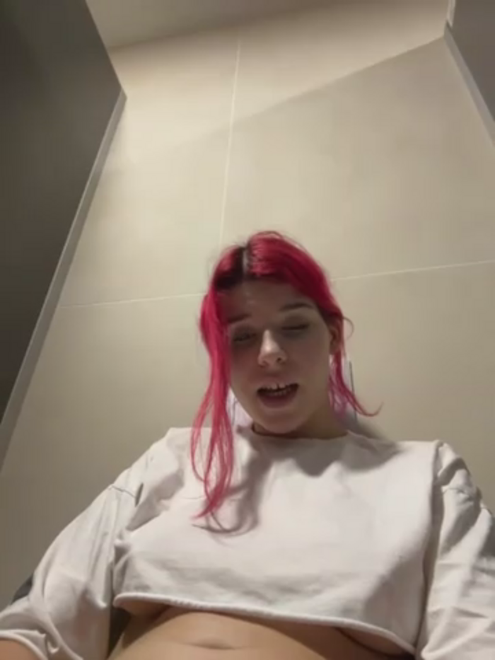 RiriRoseey