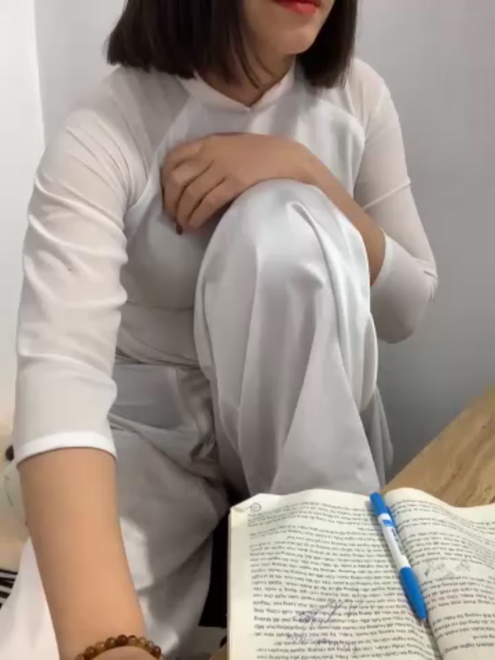 Schoolgirl_6969