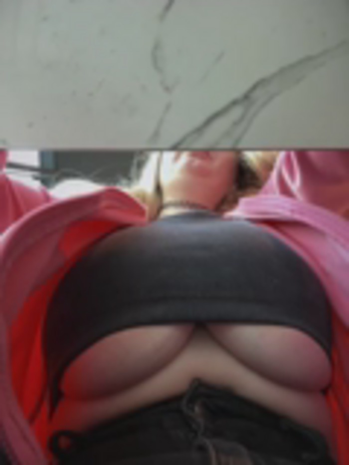 Teya_moon_