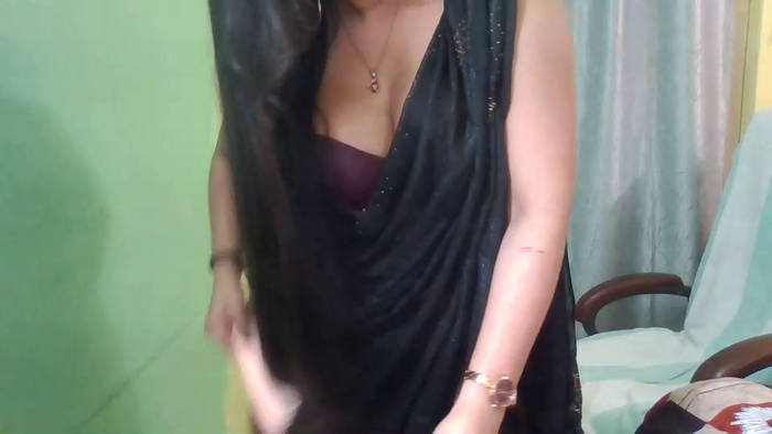 Yashika_Love1