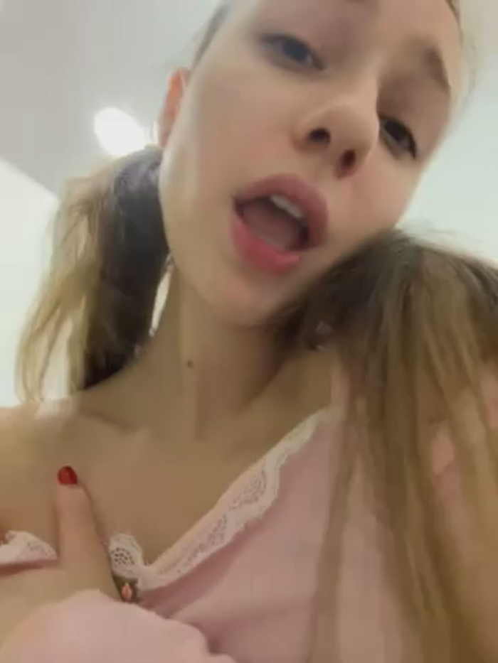 Lia__Love
