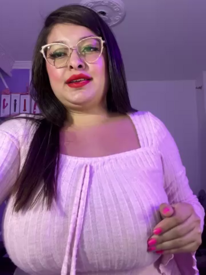 MiiaaJoness