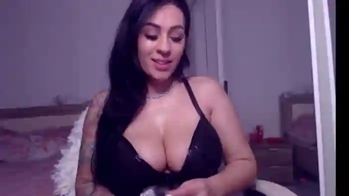 2025/01/28/stripchat-rachelvegas-08-19-12