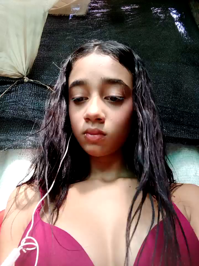 Zoe_Sweett18