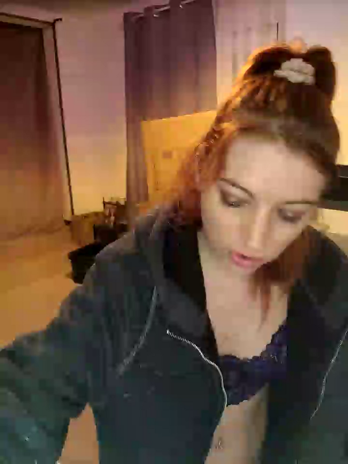 XLisaxx