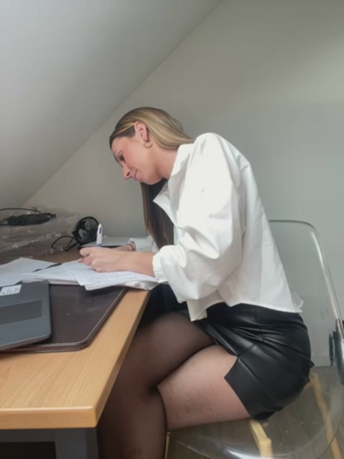 lola_tentatiion