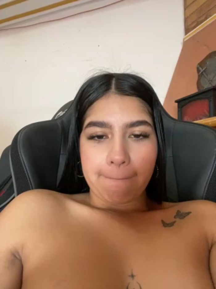 SaritaHot_69