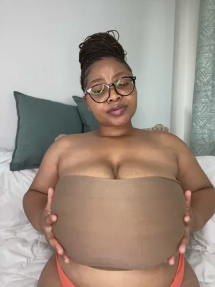 YummyEbonyTits