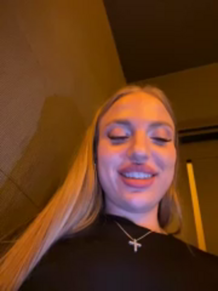 Charming_Ritta