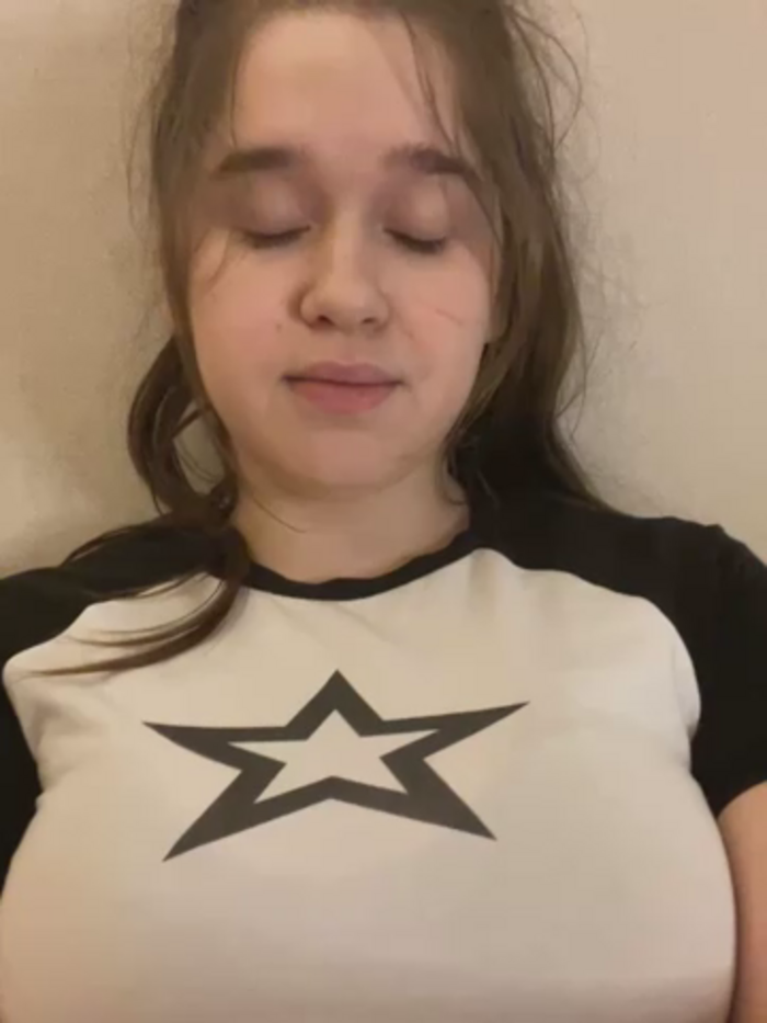 HornyGirlH