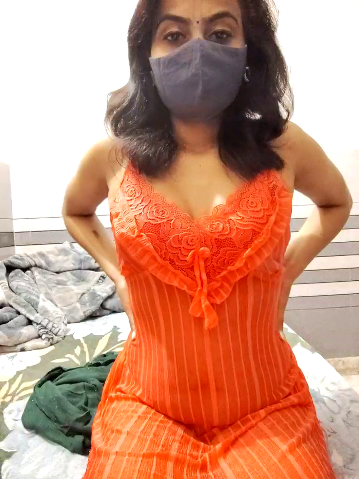 Indian_wife_mona
