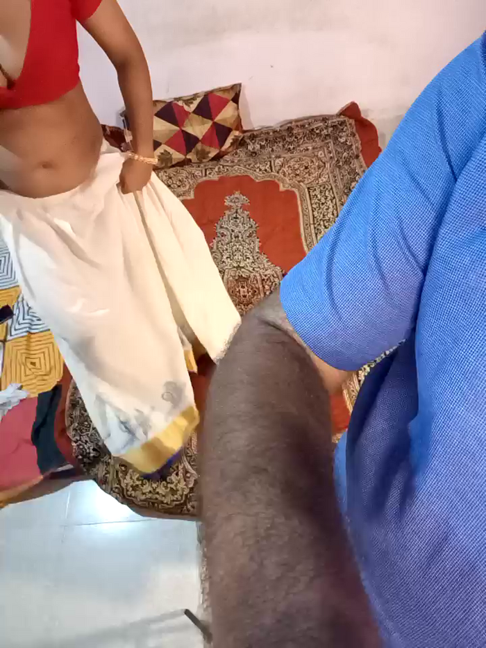 Mallu-Gayathri_Arun
