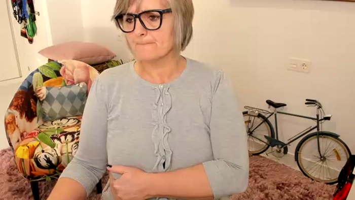 Milf-Ella