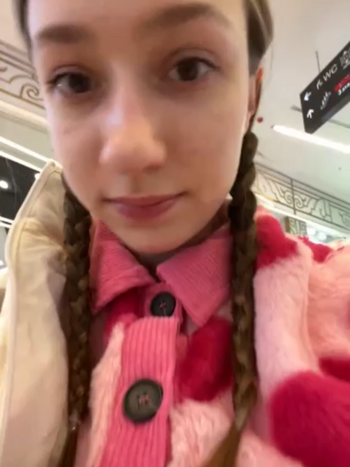 Lia__Love