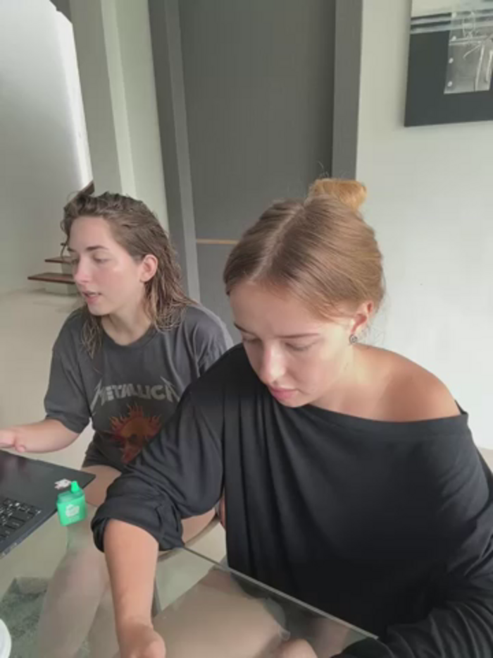 Nura_n_Sarah