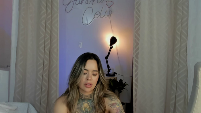 yandracelisofficial