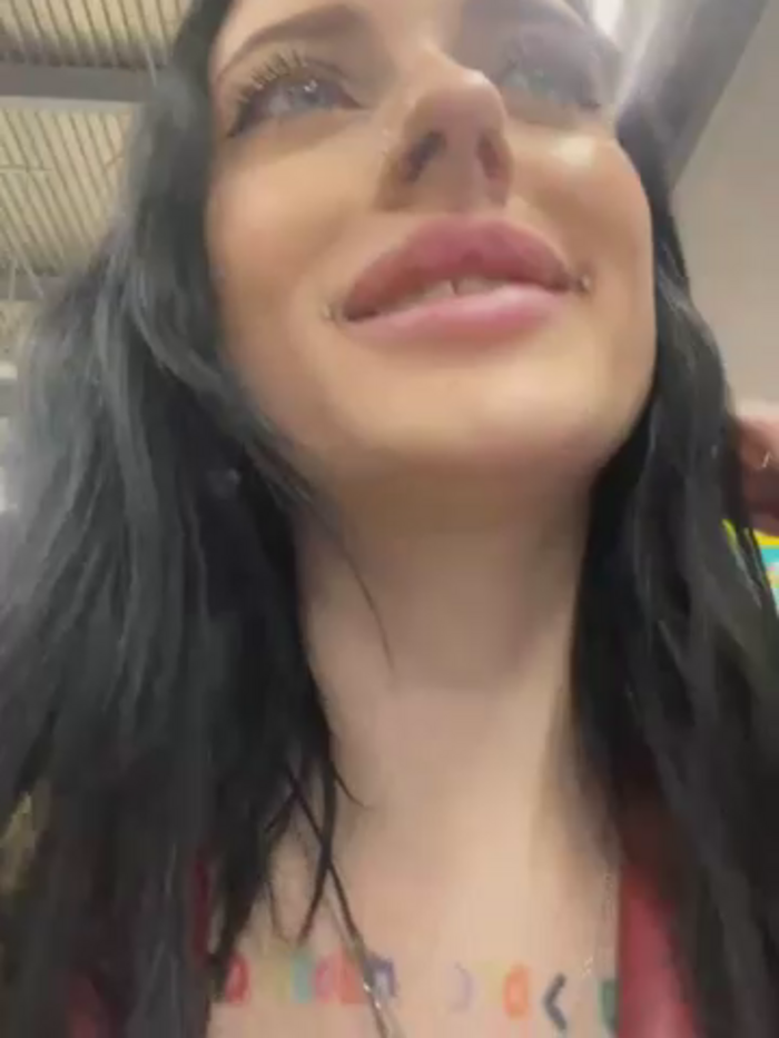 Melissa_crazy