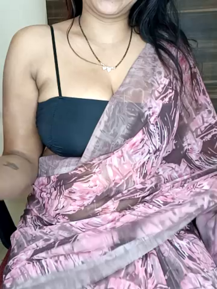 kaamuk_shweta