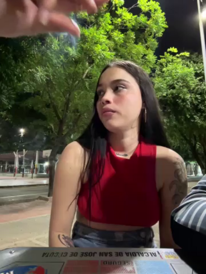 kevin_hotgirls
