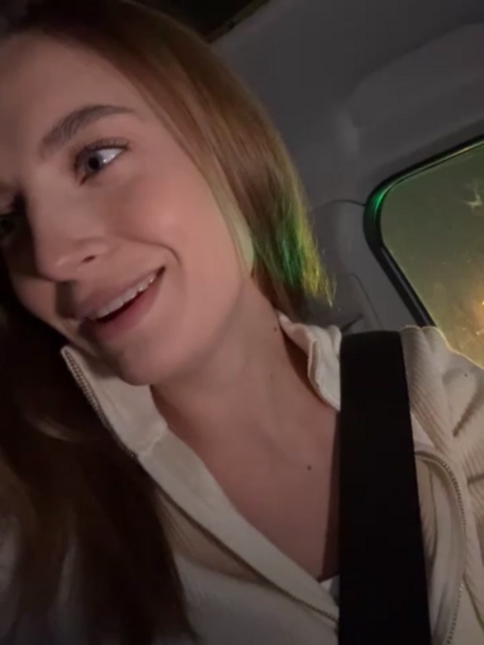 -AngelAri-