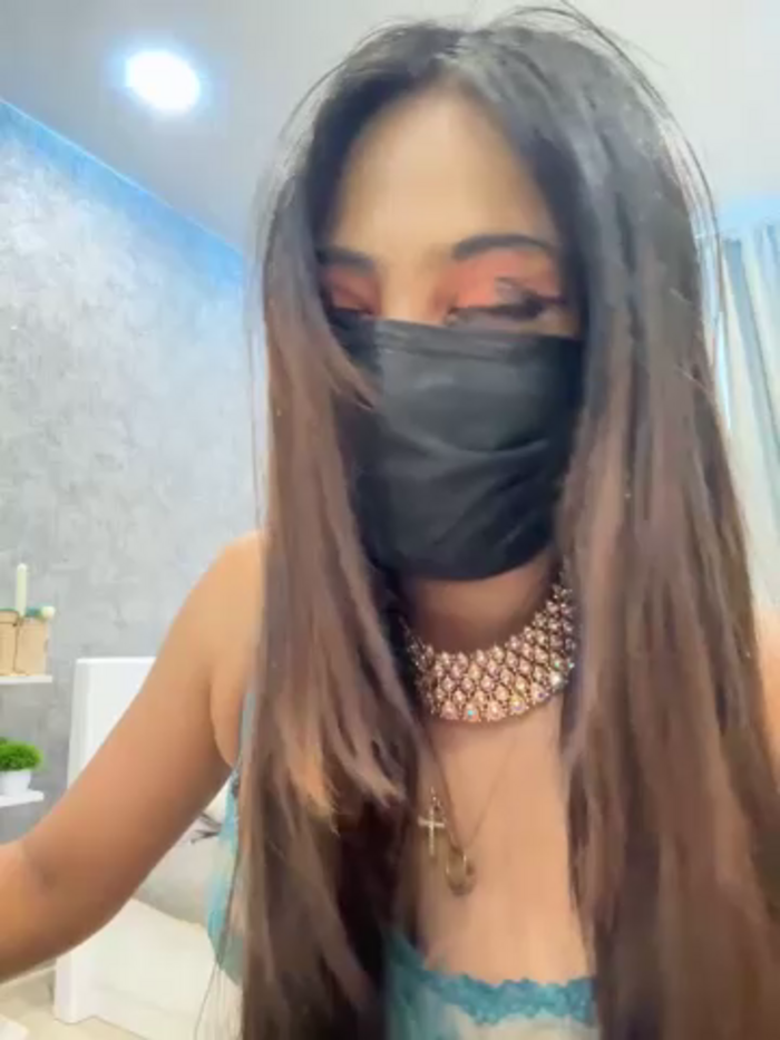MonalisaDono18