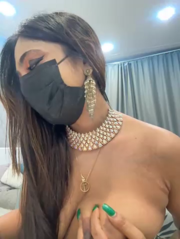MonalisaDono18