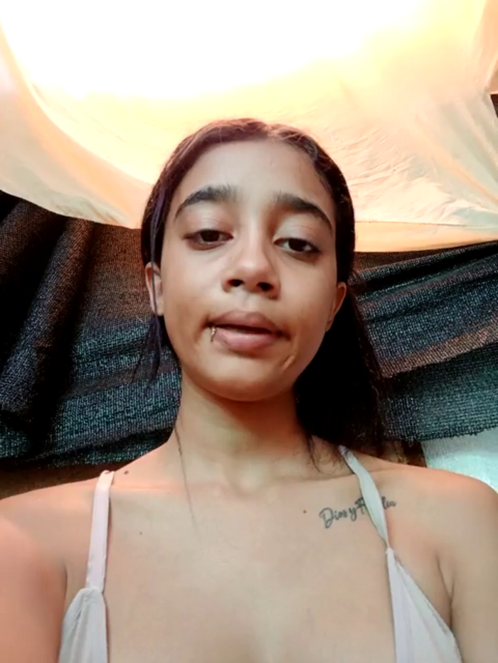 Zoe_Sweett18