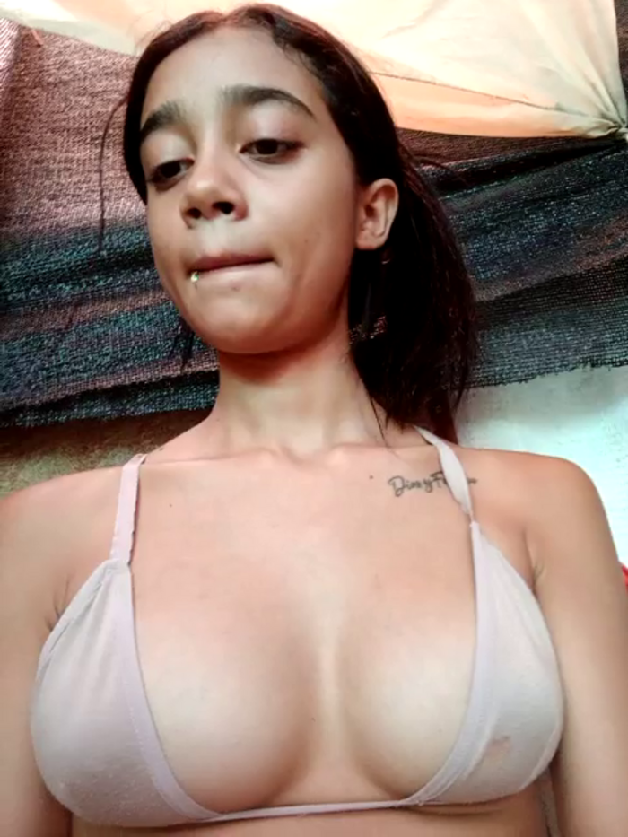 Zoe_Sweett18