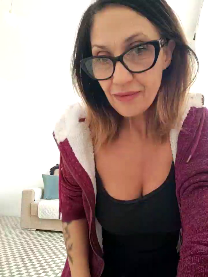 JasmineNoir2