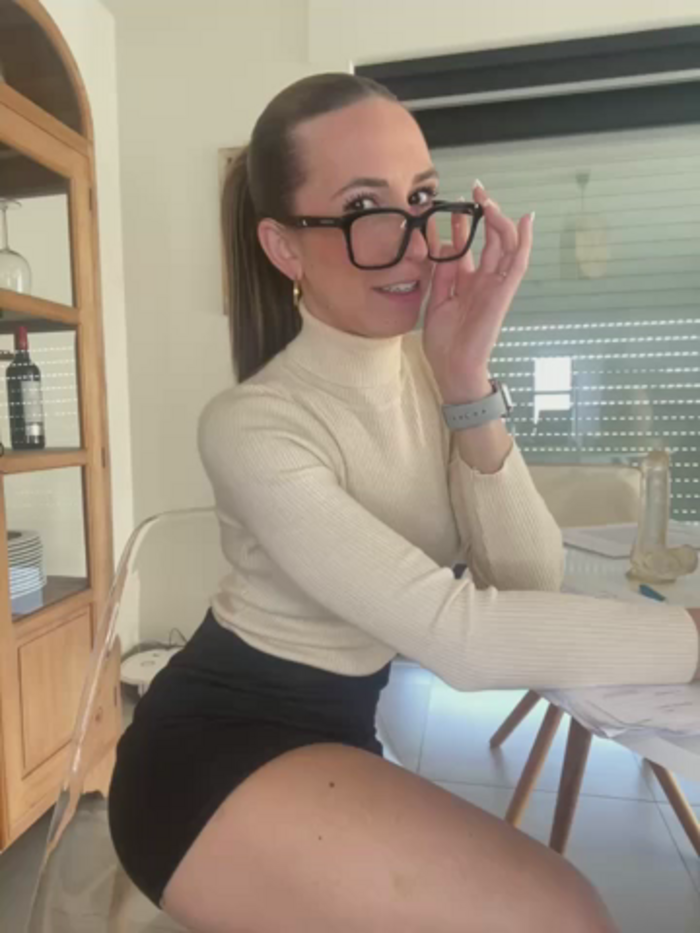 lola_tentatiion