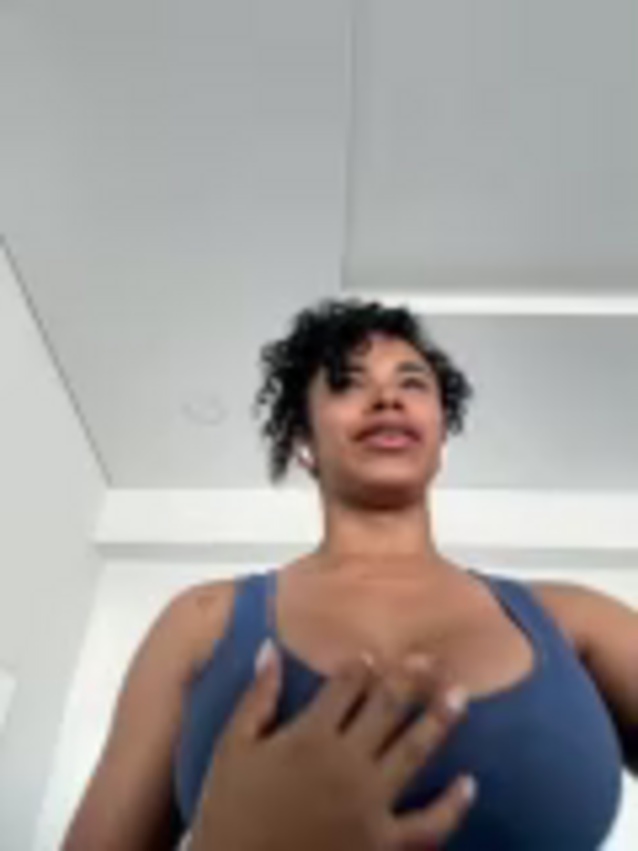 Brunettexio