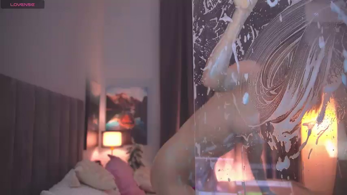Tella_dream