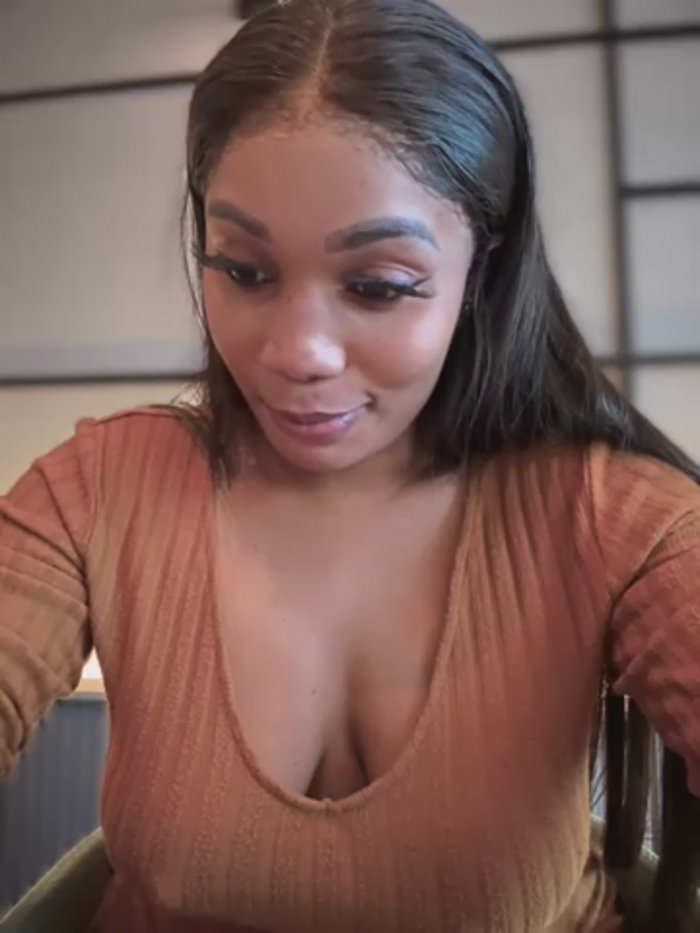 __Nessa__