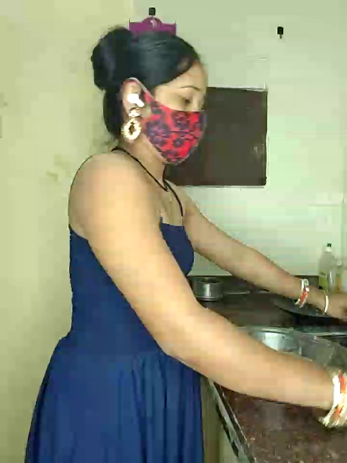 DesiRiya77