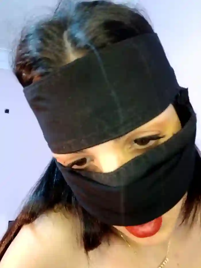 2025/02/02/stripchat-arabsouzi-02-31-24
