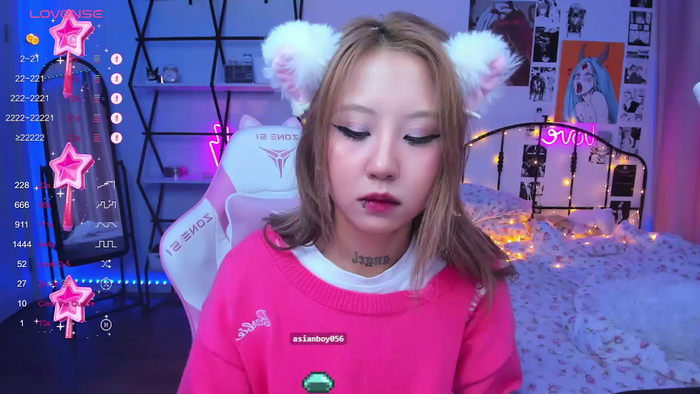 ashleywowmeow