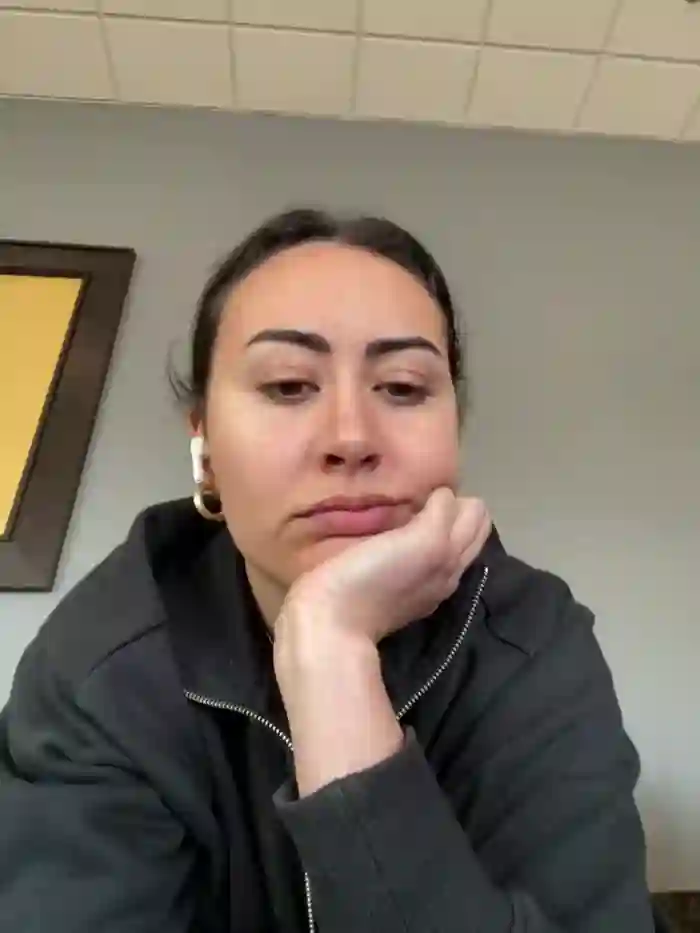 2025/02/02/stripchat-ximenacazalla-00-14-24